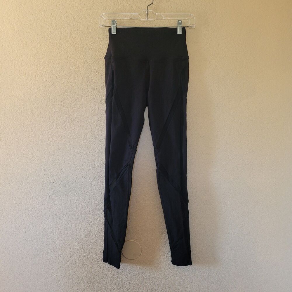 Alo Yoga High Waist Epic Leggings Size XS Black Mesh Panel Sculpt Yoga Logo